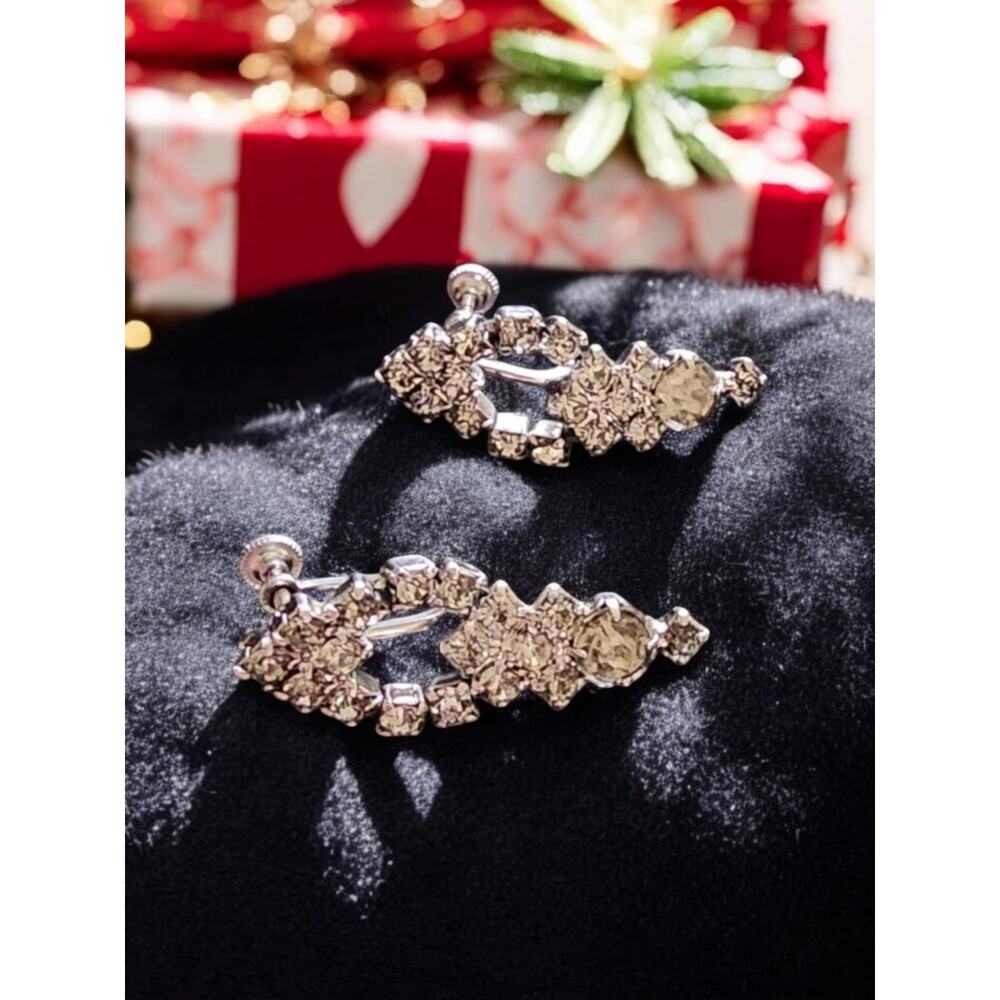 Vintage Clear Rhinestone Screw Back Dangle Chandelier Earrings